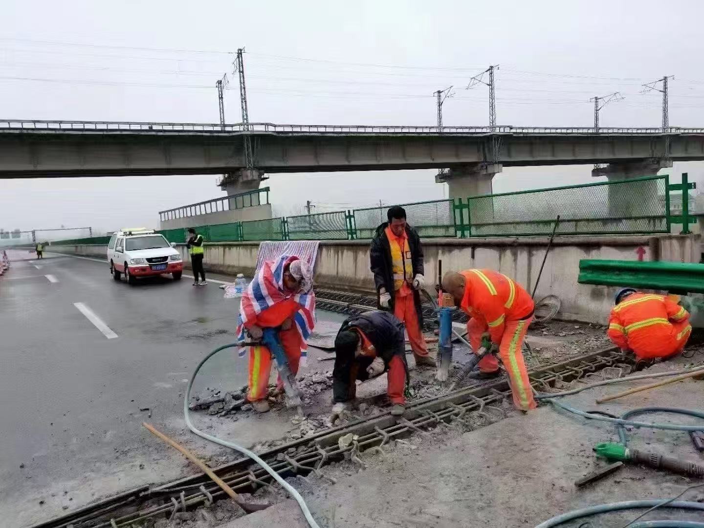 清河门桥梁伸缩缝抢修料